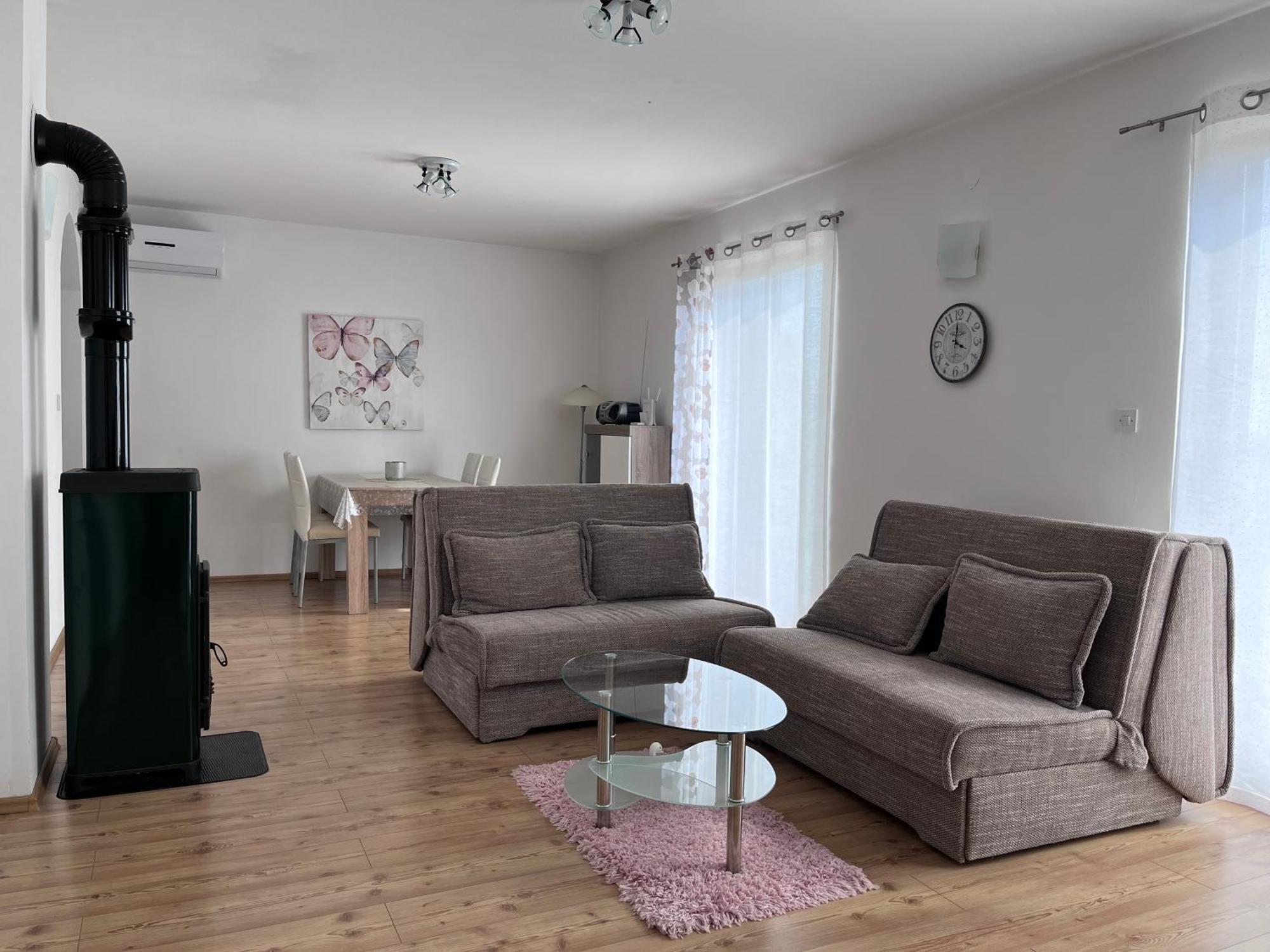 Apartment Vista Lupoglav エクステリア 写真
